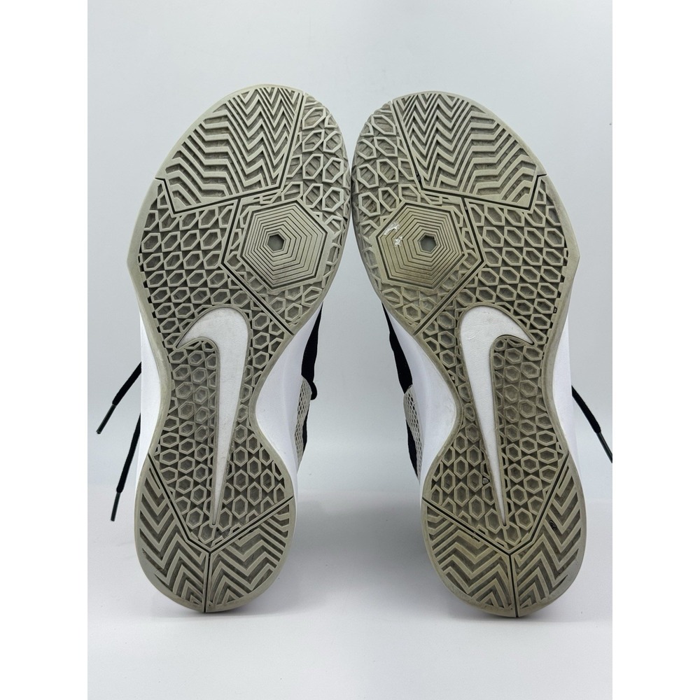 Men's Nike Zoom Devosion Basketball Shoes 844592-001 Size 11 Black White Silver - Picture 8 of 9